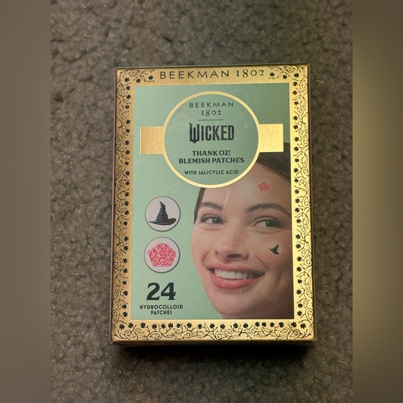 NWT Beekman 1802 Wicked themed “Thank Oz” blemish patches - Picture 1 of 2